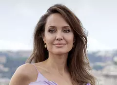 Angelina Jolie mărturisește că școala făcută acasă este mai mult o „provocare” pentru părinți decât pentru copiii lor