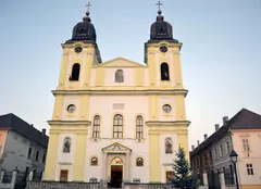 TVR 3 vă invită să petreceți Sărbătoarea Învierii Domnului urmărind un program special. Transmisiunile pentru întreaga săptămână