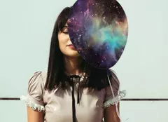 Irina Rimes lansează clipul piesei „Sarea de pe rană”, care încheie albumul său „Cosmos”