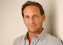 Actorul Josh Lucas este acuzat de fosta soție, cu care se împăcase, că a înșelat-o din nou