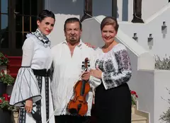 Iuliana Tudor a pregătit un program special pentru TVR 1 intitulat „Nu uita că eşti român”