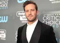 Armie Hammer pierde rol după rol: acum nu mai joacă nici în serialul despre „Nașul”
