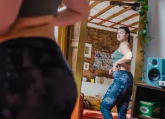 În căutarea siluetei perfecte! Iată ce ar trebuie să facem ca să nu ne îngrășăm după 40 de ani