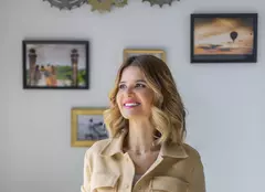 Care este rețeta de succes a unui serial turcesc? Interviu cu Ilcnur Agop, ”stăpâna” serialelor turcești