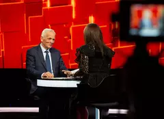 Theodor Stolojan vine marți, la „40 de întrebări cu Denise Rifai”. Dezvăluiri în premieră
