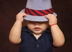 (P) De ce o idee bună să cumperi body-uri pentru băieței?