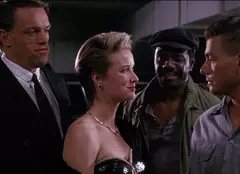 Filme la TV azi, 28 iunie: „Lionheart”, „Dragonul de aur”, „Memoriile unei gheișe”, „Tatăl”, „Indiana Jones și regatul craniului de cristal”