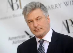 Alec Baldwin este „bântuit” de moartea Halynei Hutchins. De ce este îngrijorată Hilaria, soția actorului