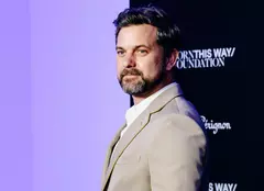 Joshua Jackson și Ray Romano, protagoniști în serialul HBO Max „How to Survive Without Me”. Tot ce știm despre proiect