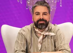Maurice Munteanu, gest superb de Ziua Femeii. Cum arăta mama juratului „The Ticket” în tinerețe: „Îți datorez aproape tot!”