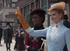 Ce ne pregătește sezonul doi din „Epoca de Aur”, cine intră și cine iese din scenă