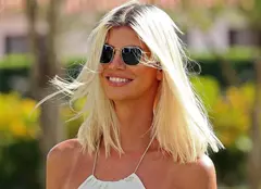 Laura Giurcanu și-a pus fanii pe jar. A scris un mesaj cu subînțeles, iar toți se întreabă dacă Aris Eram este destinatarul