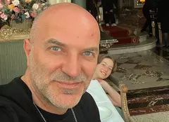 Cum arată băiatul lui Dan Capatos. Andrei a apărut pentru prima oară la TV