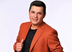 Cove revine la emisiunile-concurs. Cum arăta acum 15 ani, la primul lui quiz show. EXCLUSIV