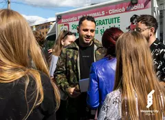 Emi de la Noaptea Târziu a retrăit momentele din copilărie, când îşi „teroriza” rudele şi prietenii