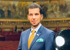 Marius Constantinescu ne propune, săptămânal, la TVR 1, să aflăm ce se află „Dincolo de alb și negru”. EXCLUSIV