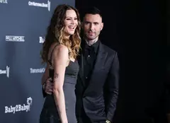 Adam Levine e din nou tătic. Behati Prinsloo a adus pe lume al treilea copil al cuplului