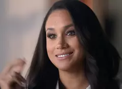 Ce a făcut Meghan Markle în timpul încoronării regelui Charles. Imaginile surprinse de paparazzi