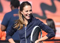 Kate Middleton, în formă maximă la o partidă de tenis cu Roger Federer. Cei doi au apărut într-un video special pentru Wimbledon 2023