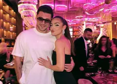 Alexia Eram și Mario Fresh, surprinși în ipostaze tandre. Cum s-au afișat pe o plajă din Bali