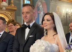 Anca Dumitra și Manfred Spendier au sărbătorit un an de la nuntă. Actrița a distribuit un clip emoționant din ziua cea mare