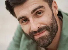 Daniel Nuță a luat pauză de la filmările pentru Groapa. Actorul a avut parte de o escapadă în Corfu, alături de iubita sa