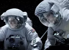 „Gravity: Misiune în spațiu” face un deceniu de la lansare. Sandra Bullock și George Clooney au făcut eforturi titanice la filmări