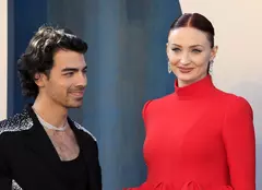 Sophie Turner și Joe Jonas trec printr-un divorț urât. Care sunt, de fapt, motivele despărțirii