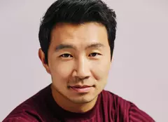 Simu Liu, actorul din „Barbie”, prezintă People’s Choice Awards 2024. Când este difuzată gala