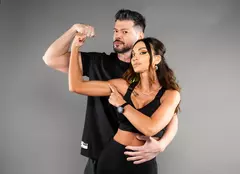 Cine este și cu ce se ocupă iubita lui Victor Slav. Selina și fostul prezentatori formează o echipă și acasă și în afaceri