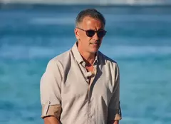Cosmin Cernat, primul lucru pe care l-a făcut când a ajuns pe „Insula de 1 milion”. Gestul său i-a surprins pe colegii lui