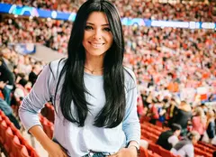 Corina Caragea, în tribune la meciul Atletico Madrid - Borussia Dortmund. Vedeta Pro TV, copleșită de galeria microbiștilor. „A fost de vis”
