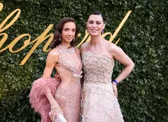 Catrinel Marlon, apariție superbă pe covorul roșu de la Cannes, la doar două luni de când a născut. Rochia a furat toate privirile