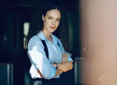 Irina Ștefan, peripeții cu mașina din „Brigada Nimic”. „Cutia manuală a devenit cel mai mare dușman al meu”. EXCLUSIV