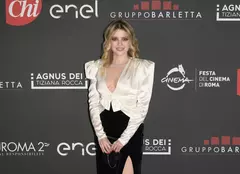 Alexandra Dinu, apariție fermecătoare în Roma. Cum a fost surprinsă fosta soție a lui Adrian Mutu