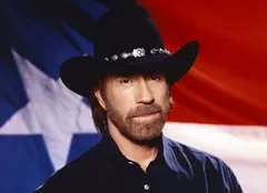Chuck Norris la 86 de ani: Veteranul filmelor de acțiune uimește fanii cu forma sa fizică: „Eu nu îmbătrânesc, eu trec la nivelul următor”