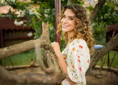 Andreea Vasile, actrița din „Iubire cu parfum de lavandă”, are o familie superbă! Cum arată fiul vedetei și imagini rare alături de partenerul ei
