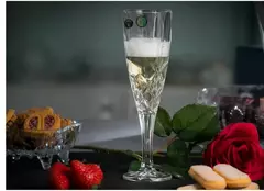 Pahare de sampanie cristal Bohemia: oferă un strop de eleganță oricărei sărbători