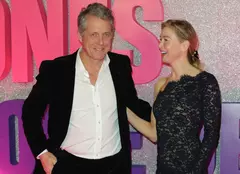 Renee Zellweger, reuniune plină de emoție cu Hugh Grant, la Paris. Cum arată actrița la 24 de ani de la primul film Bridget Jones