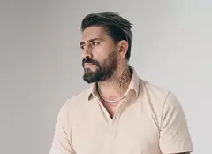 Surpriza serii la concertul lui Connect-R. Maya a urcat pentru prima dată pe scenă alături de tatăl său. Fanii nu și-au putut stăpâni lacrimile