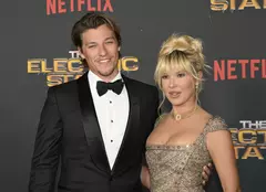 Millie Bobby Brown și Jake Bongiovi, primele imagini cu fiica lor adoptivă. Cum arată micuța vedetei din „Stranger Things