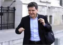 Nicușor Dan a pus capăt speculațiilor. Motivul pentru care are un carnețel la toate aparițiile publice