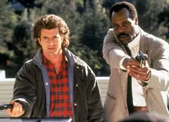 Mel Gibson și Danny Glover revin într-un maraton Armă mortală: toate cele 4 filme, în weekend la DIVA. Programul de difuzare