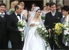 Imagini de colecție din albumele de nuntă! Cum au arătat Andreea Esca, Teo Trandafir sau Adela Popescu în rochie de mireasă