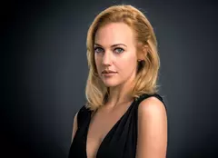 Reginele serialelor turcești: Meryem Uzerli, Ezgi Mola și Begüm Kütük – actrițe care fascinează pe ecran și în viața reală, la DIZI