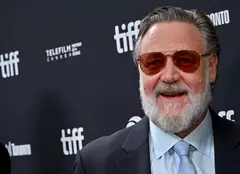 „Gladiatorul” pe scenă în România: Vezi unde îl poți vedea pe Russell Crowe. Anunțul actorului pentru fanii români