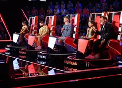 Vocea României, 24 octombrie 2025. Irina și Tudor fac schimb de scaune și de… roluri. „Mă vede atât de încruntat”. Pe scenă urcă o fostă câștigătoare „Românii au talent”