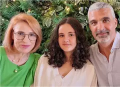 Monica Davidescu, mesaj emoționant pentru Dora. Fiica ei și a lui Aurelian Temișan a împlinit 15 ani