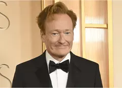 Momente virale Oscar 2026: Conan O’Brien, privirea lui Jafar Panahi și colții lui Jack O’Connell