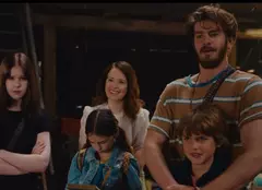Magie pură pe marile ecrane: Andrew Garfield, Claire Foy și Rebecca Ferguson ne invită în „Copacul magic din lumea fermecată”